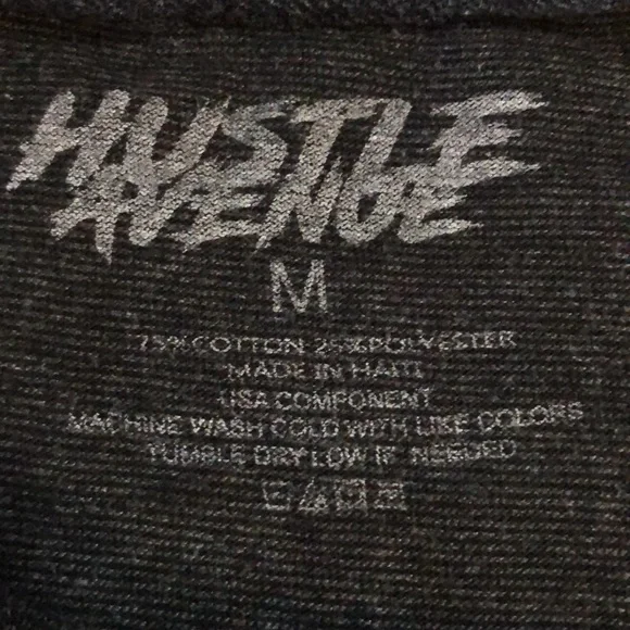 LA Hustle graphic tee by Hustle Avenue, size Medium, dark charcoal gray, unisex - Picture 3 of 3